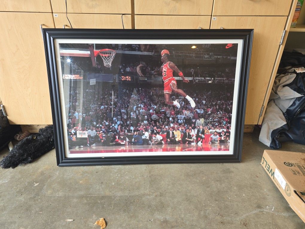 Michael Jordan #23 - Framed VINTAGE Poster