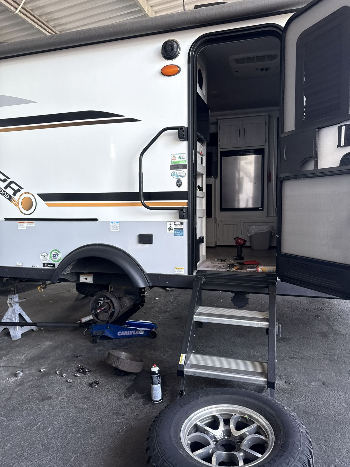 Rv Bearing Pack And Backing Plates