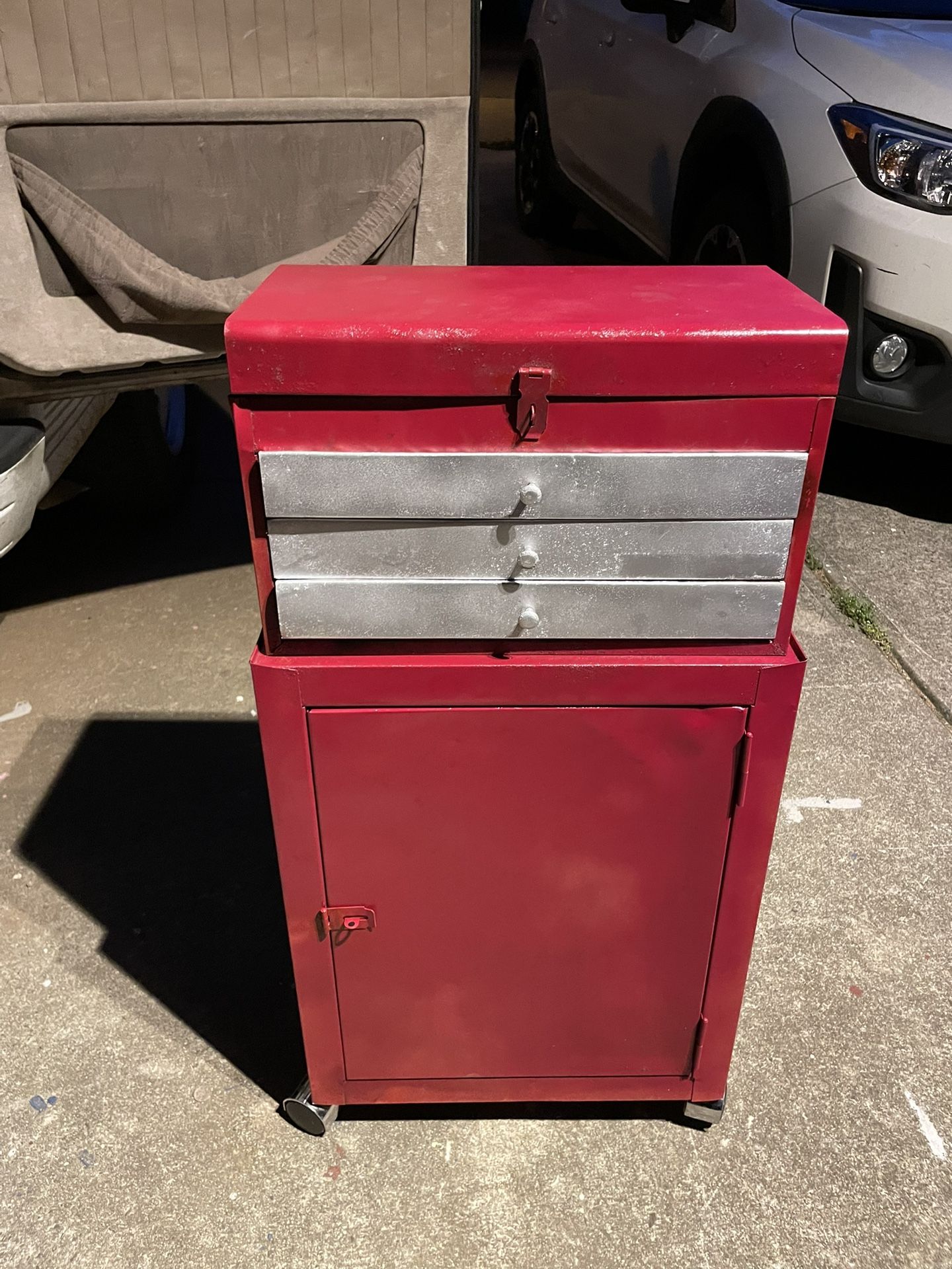 Small rolling metal tool chest