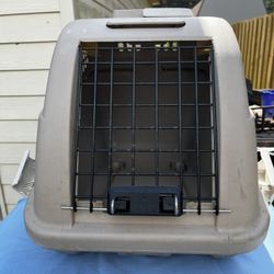 Small Sized Dog Crate 