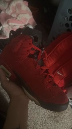 Jordan 6 size 9