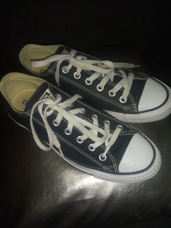 Converse..size 7 mens=8.5/9 women