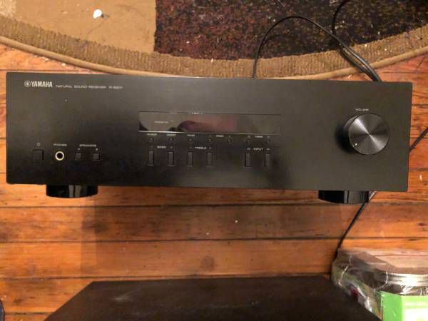 Yamaha R-S201 Stereo Receiver