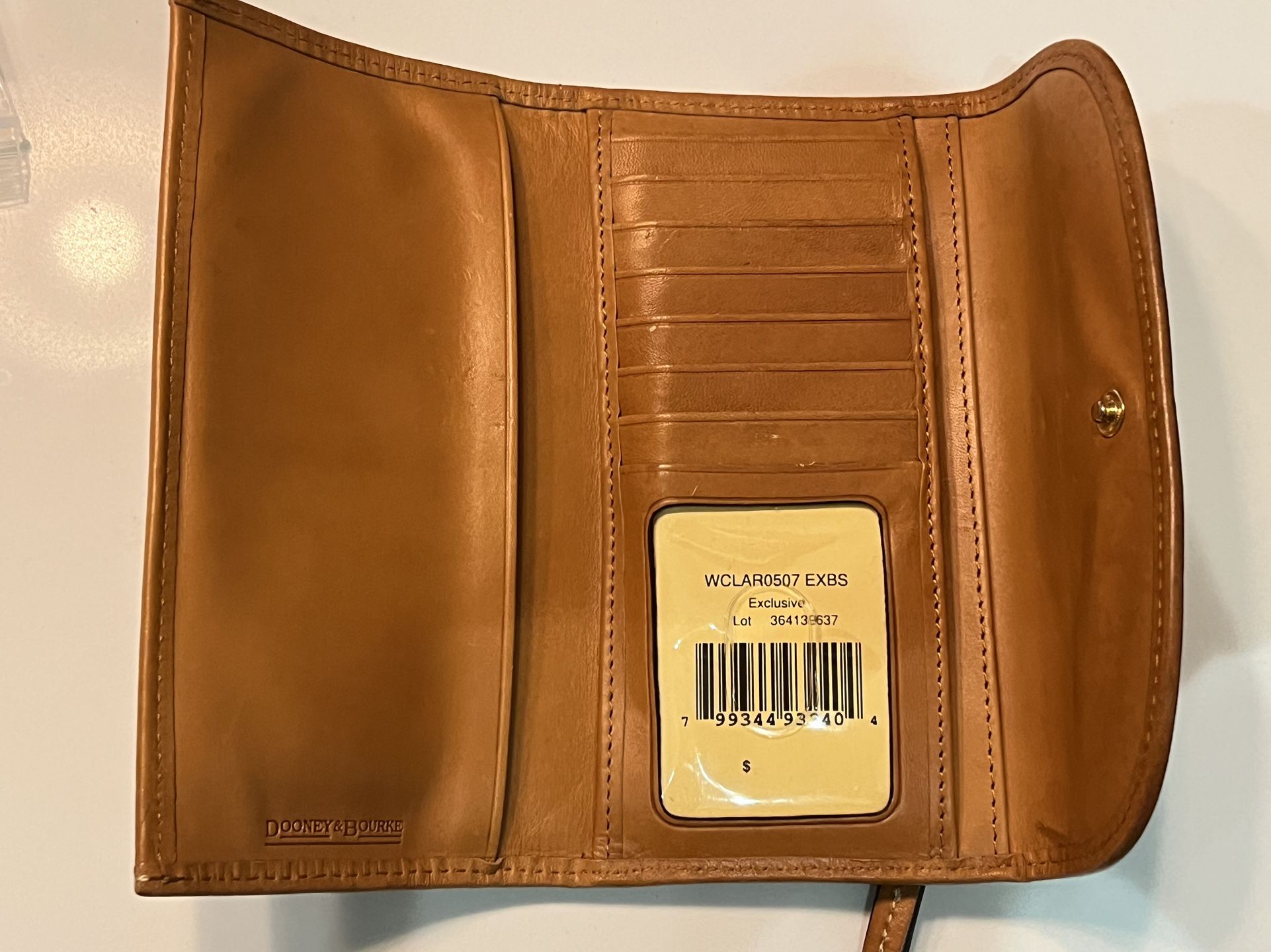 Dooney and bourke bifold wallet shop