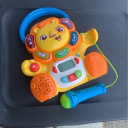 Rock & Roar Karaoke toy