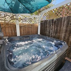 Dream Maker 2500L plug and play 110v can be wired for 220v