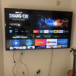 Sanus Full Motion TV Wall Mount (Up to 85” TV) 