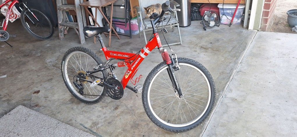 Honda Racing Bike.