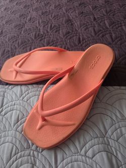 Crocs Sandlas Size 7