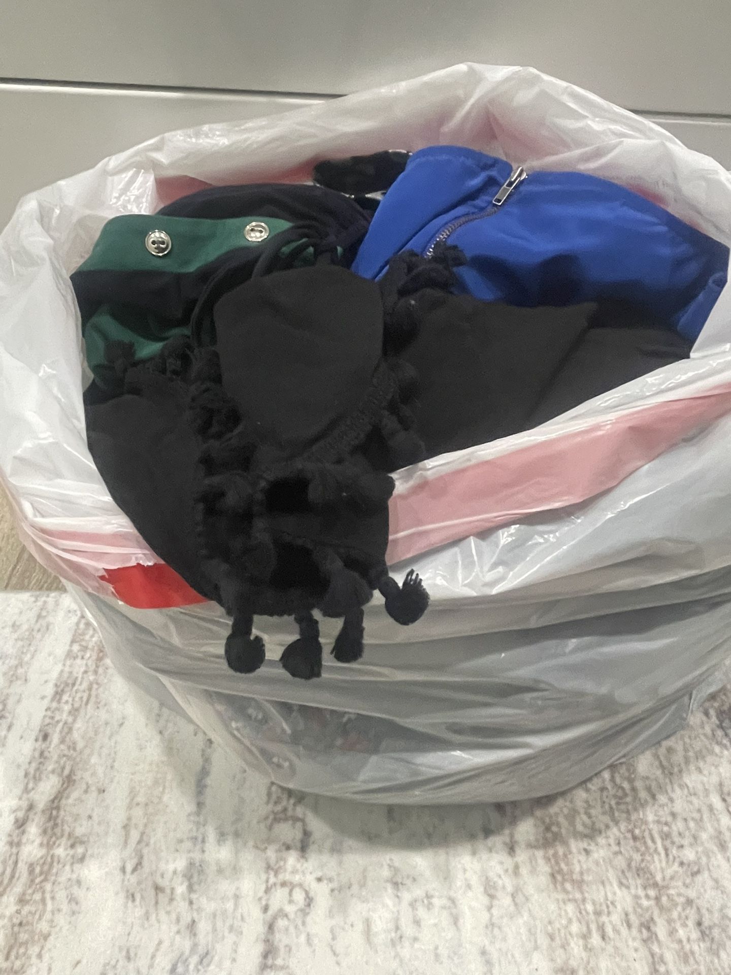 Clothes For Women’s Size S/M