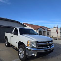 2013 CHEVY SILVERADO 1500 SHORT BED 6 CILINDERS  4.3 LITERS AUTOMATIC