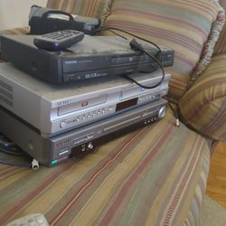 DVD/VHS Players 