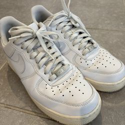 Nike Air Force 1 White US 8.5 Used