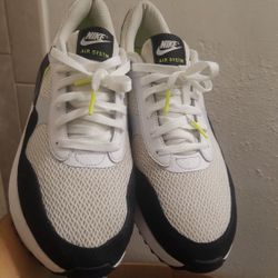 NIKE AIR MAX SYSTM  Authentic, Size12