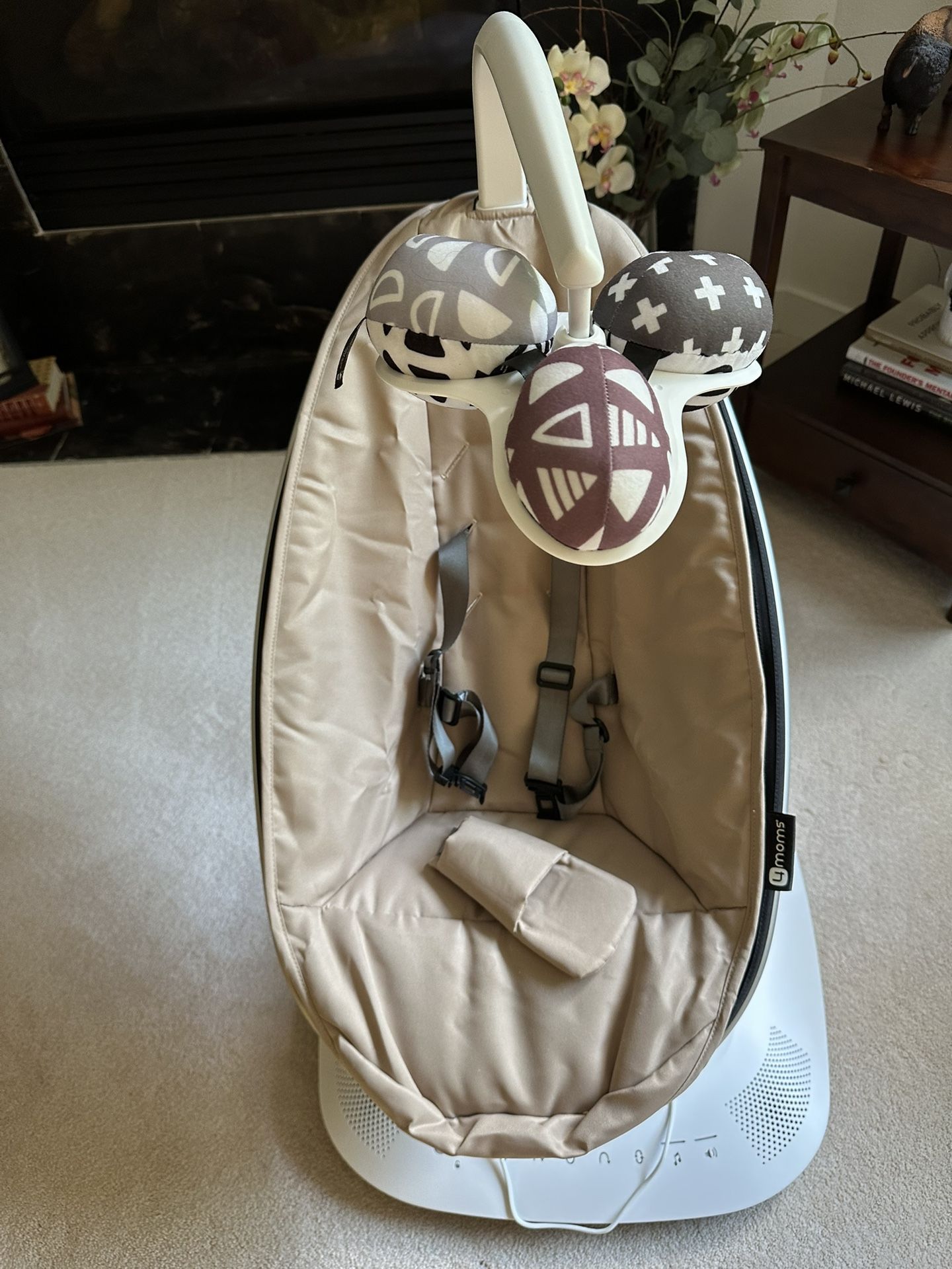 Mamaroo Baby Swing