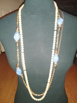 Heavy quality layered bead and chain necklace