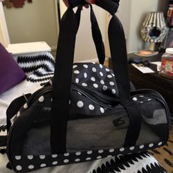 Stylish Pet Carrier 