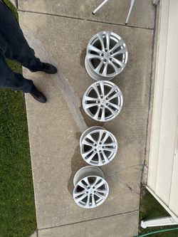 Infinity QX70 aluminum Wheels