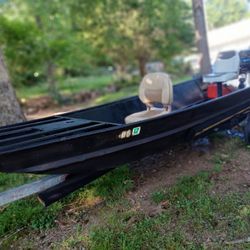 7.5 2 Stroke Flatbottom Boat 