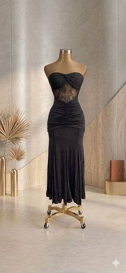 Elegant Black Dress 🖤  sz. Large