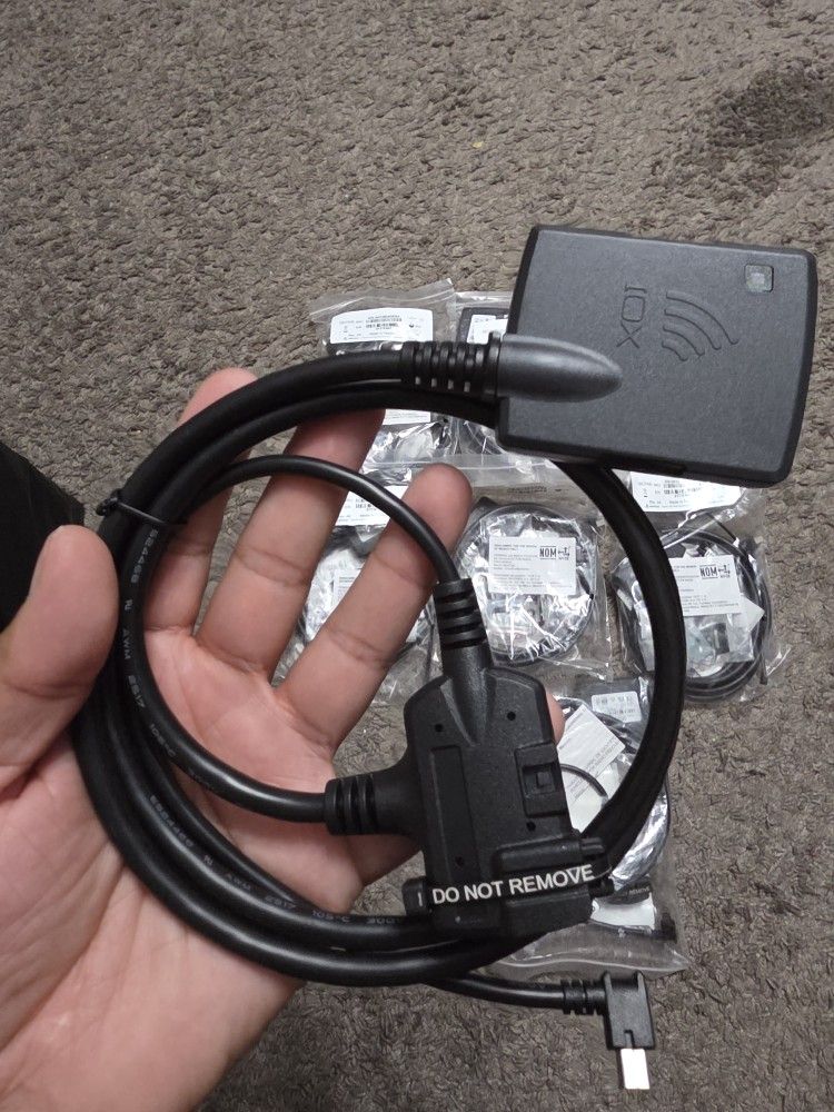 NEW GEOTAB IOX-NFCREADER - Driver ID Adapter