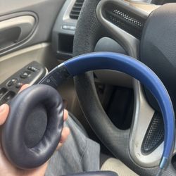 Blue Beats Studio Pro