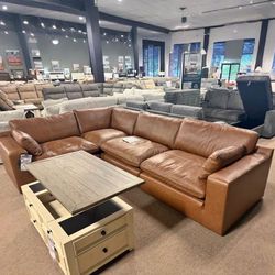 [EXCLUSIVE] Emilia 4-Piece Caramel Leather Sectional