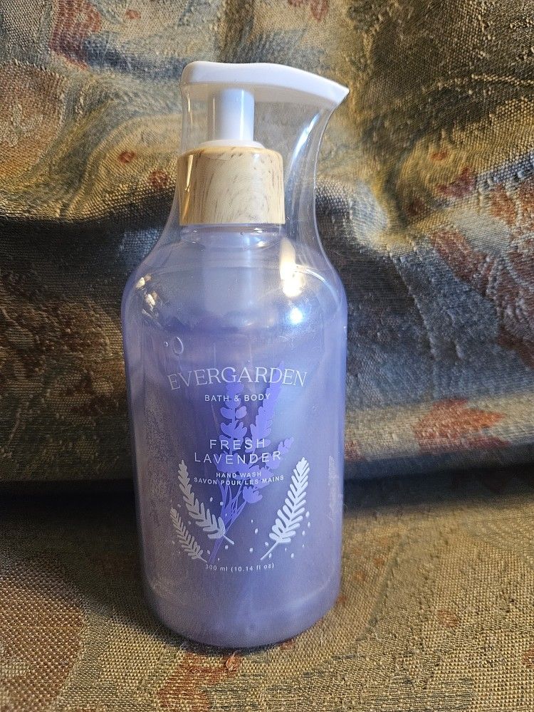 Evergarden fresh lavender hand wash brand new never opened 300ML