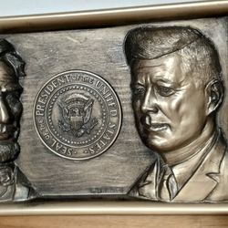 VINTAGE PRESIDENTIAL PLAQUE- LINCOLN /KENNEDY 11"×6'