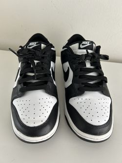 Nike Dunks Low Pandas