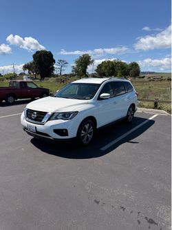 2019 Nissan Pathfinder Find