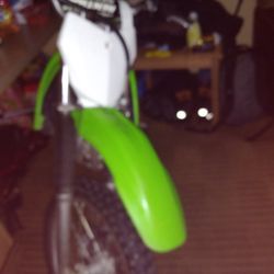 Klx 140  2016 Green And Black