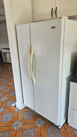Whirlpool refrigerator