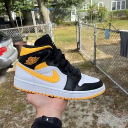 Air Jordan 1 Retro