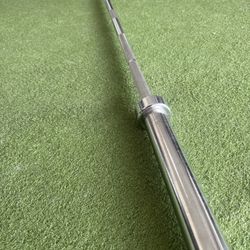 Olympic Barbell 7ft 45lb – Great Condition