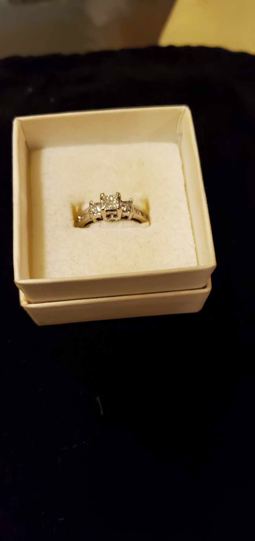 Diamond princess cut engagement ring 1 carat total