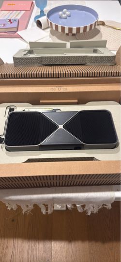 NVIDIA RTX 5080 FE Founders Edition
