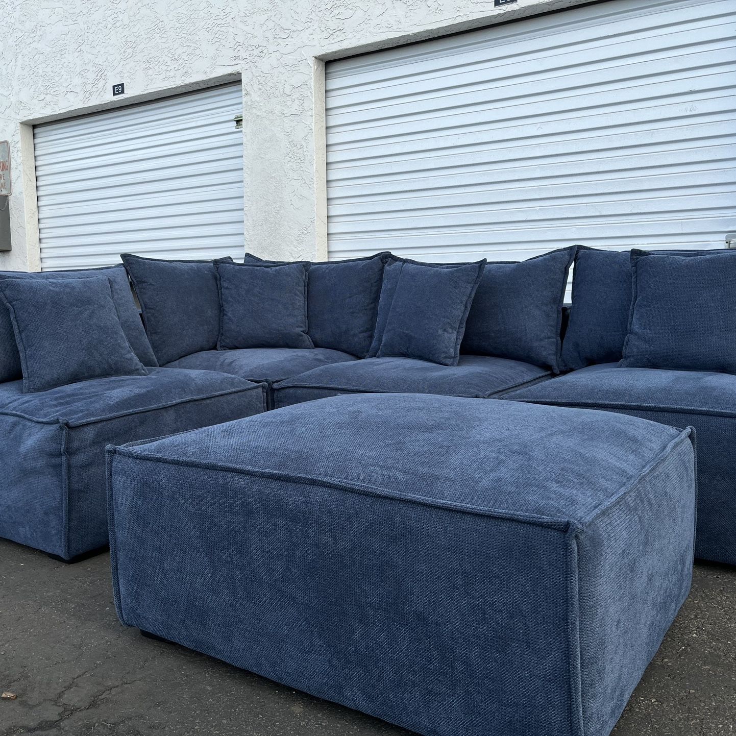 Costco RST Modular Entrada Sofa/Sectional- Delivery Available 🚚