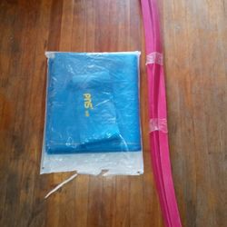New Phelt And Bumpers rails pool Table( Fast)Pool Table Included
