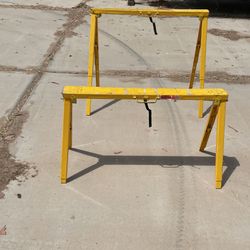 Folding Sawhorses 