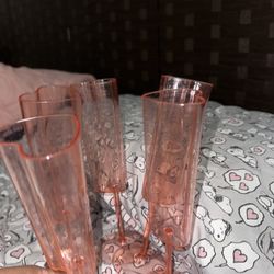 5 Heart Shaped Plastic Flutes