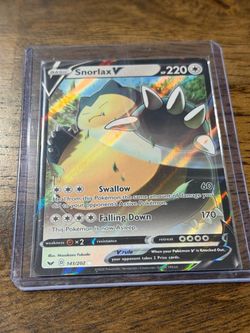 Snorlax V Pokémon Card 141/202 Holo