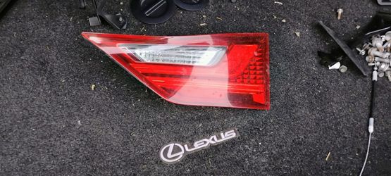 2013 To 2015 Lexus GS 350 GS 450h Gs200t Tail Light Trunk Lid Passenger Side 