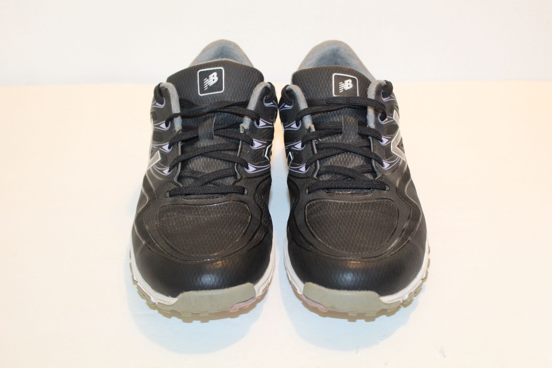 Womens New Balance Minimus Waterproof Spikeless Golf Shoes Size 7.5