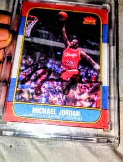 Micheal Jordan Rookie Card Autographed!!!!!