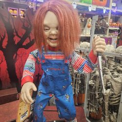 Chuckie Halloween decoration
