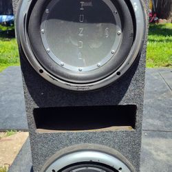 PUNCH P2 12 INCH SUBWOOFERS IN A PORTED BOX WITH A FREE 1000 WATT AMP FOR $200