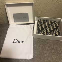 Christian Dior bifold wallet