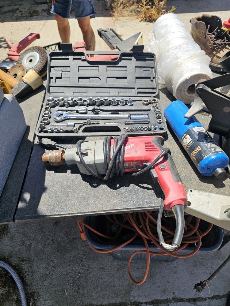Milwaukee Power Drill