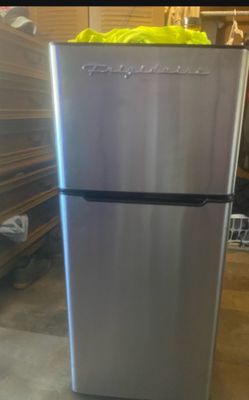 New mini refrigerator